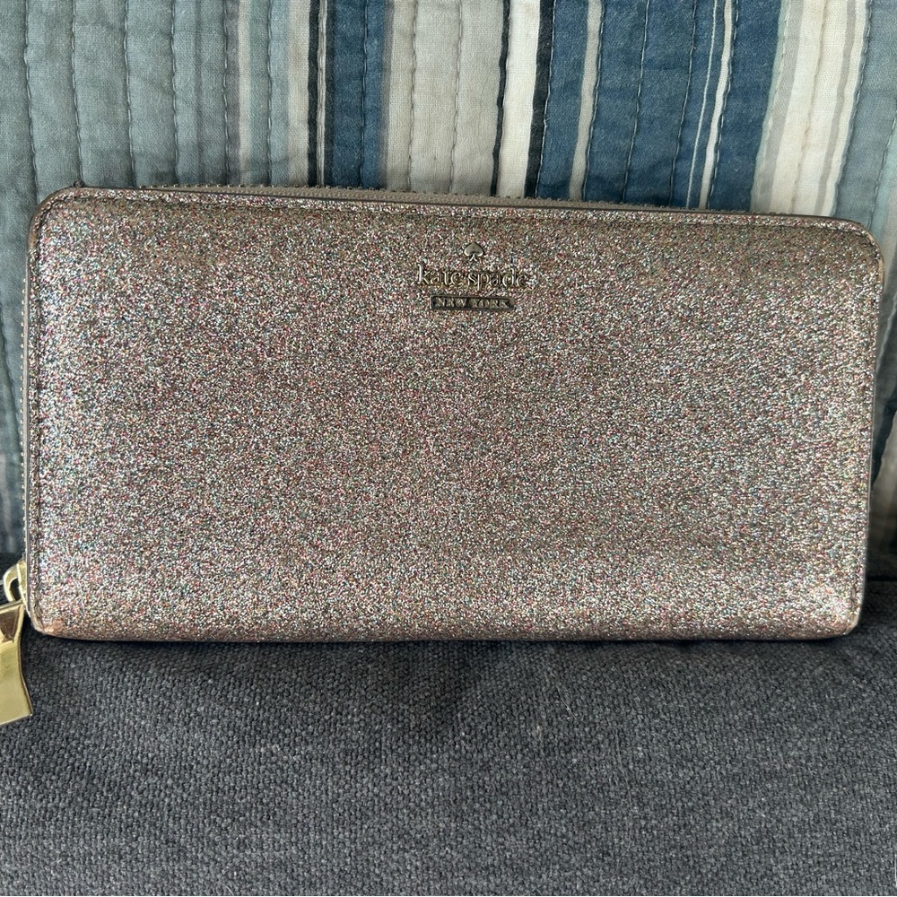 kate spade “Storybook writing inside” Rose Gold Multicolor Glitter Zip Wallet